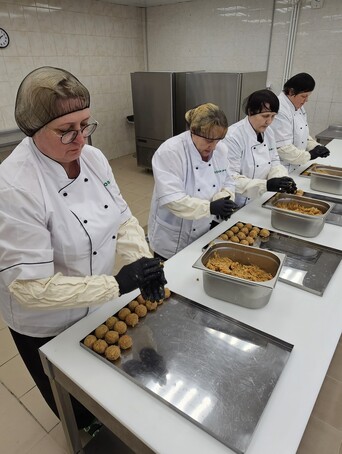 Фото фабрики